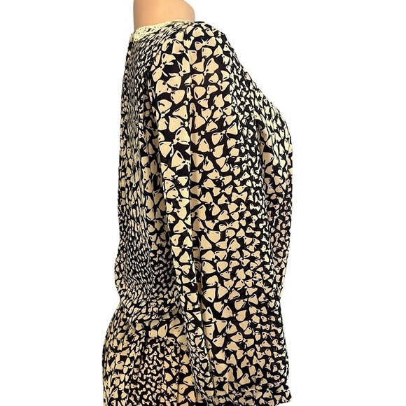 R.E.O Vintage Bow Print Long Sleeve Dress Lace Neckline - Picture 5 of 13